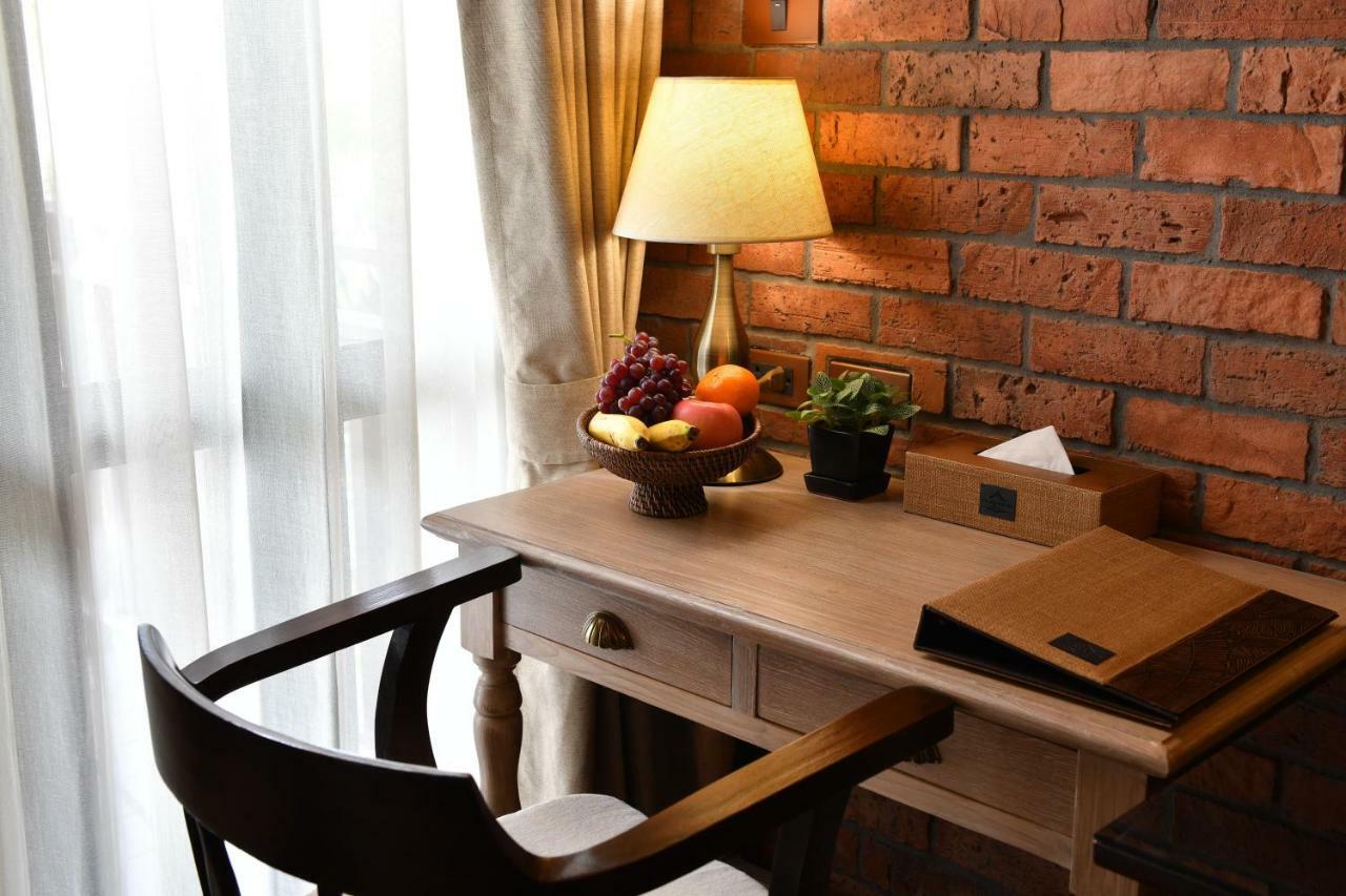 El Barrio Lanna Hotel Chiang Mai Ngoại thất bức ảnh